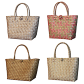 Plastic weave hand bag